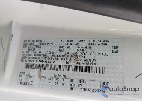 2009 Ford E-350 Super Duty Xl/Xlt z USA, uszkodzony, nr VIN 1FBSS31L59DA66812